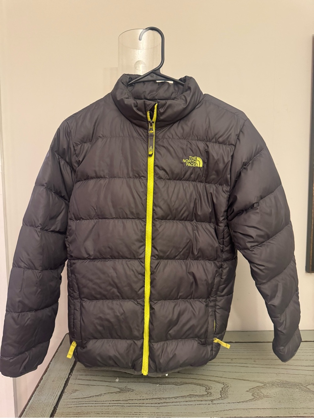 The North Face Boys L 14/16 Gray 550 Down Puffer Jacket Yellow Zip